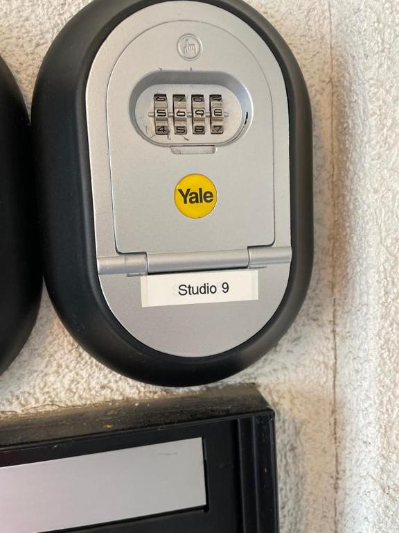 Modern Studios Spielmatte room 4