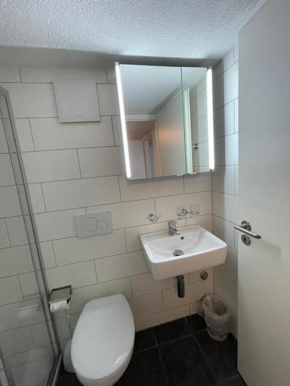 Modern Studios Spielmatte room 6